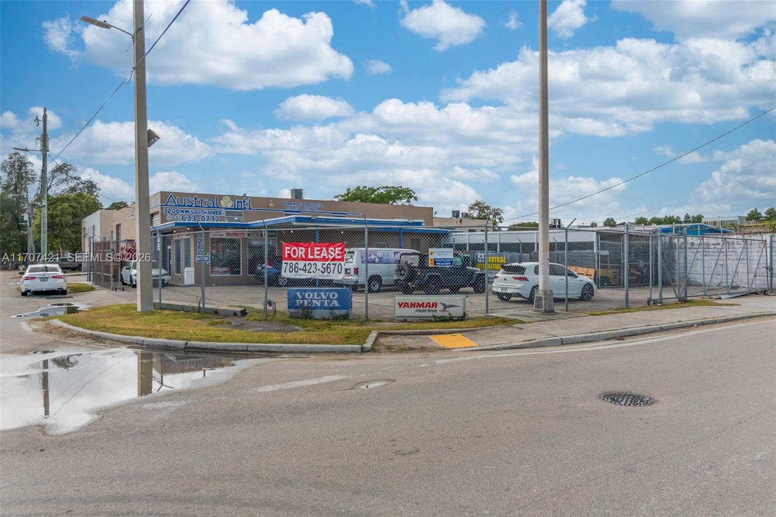 3200 NW South River Dr, Miami, FL 33142 photo 2