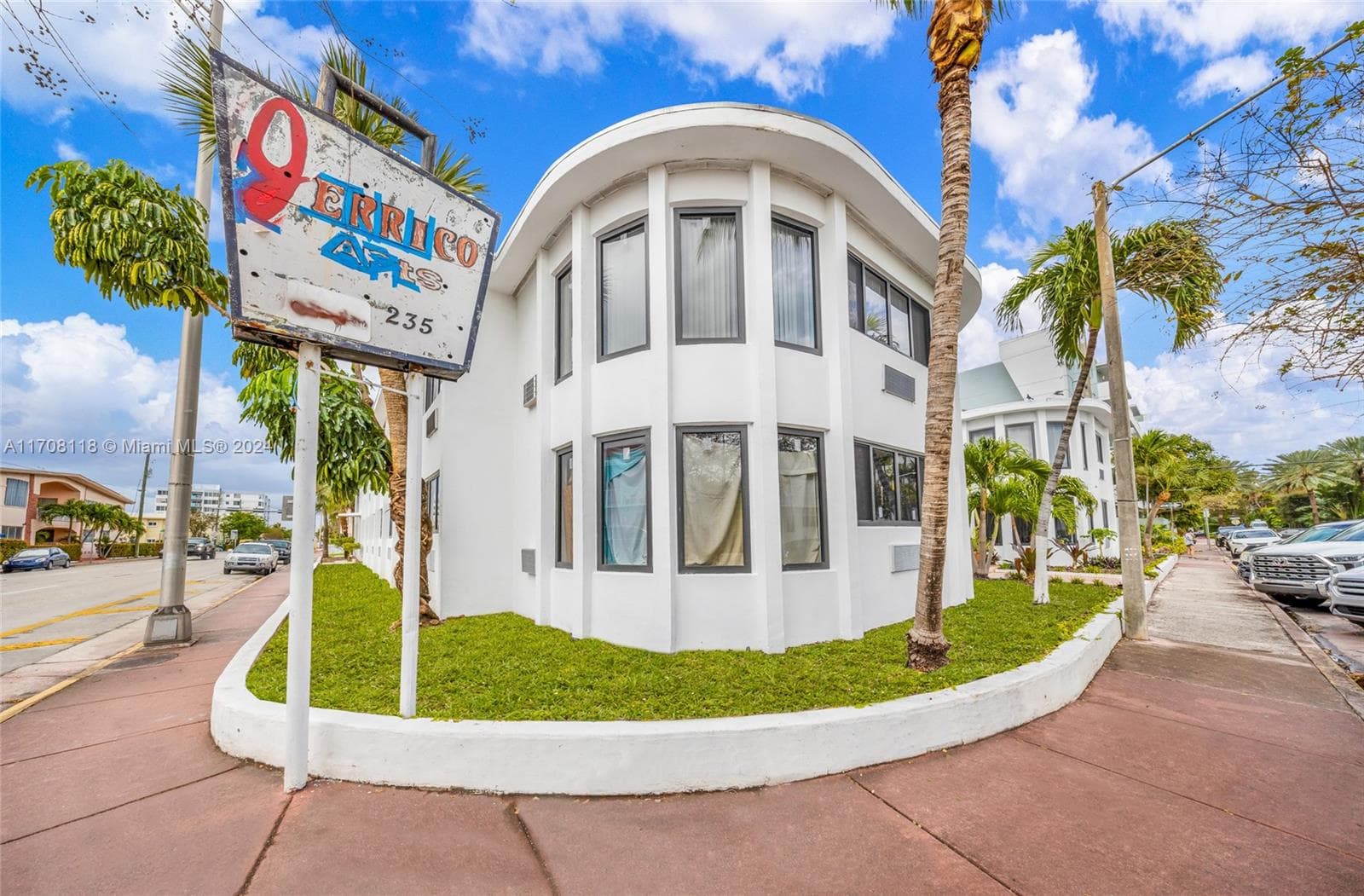 235 78th St, Miami Beach, FL 33141 photo 3