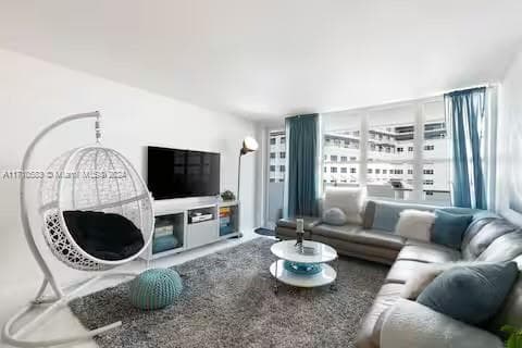 100 Lincoln Rd # 739, Miami Beach, FL 33139 photo 5