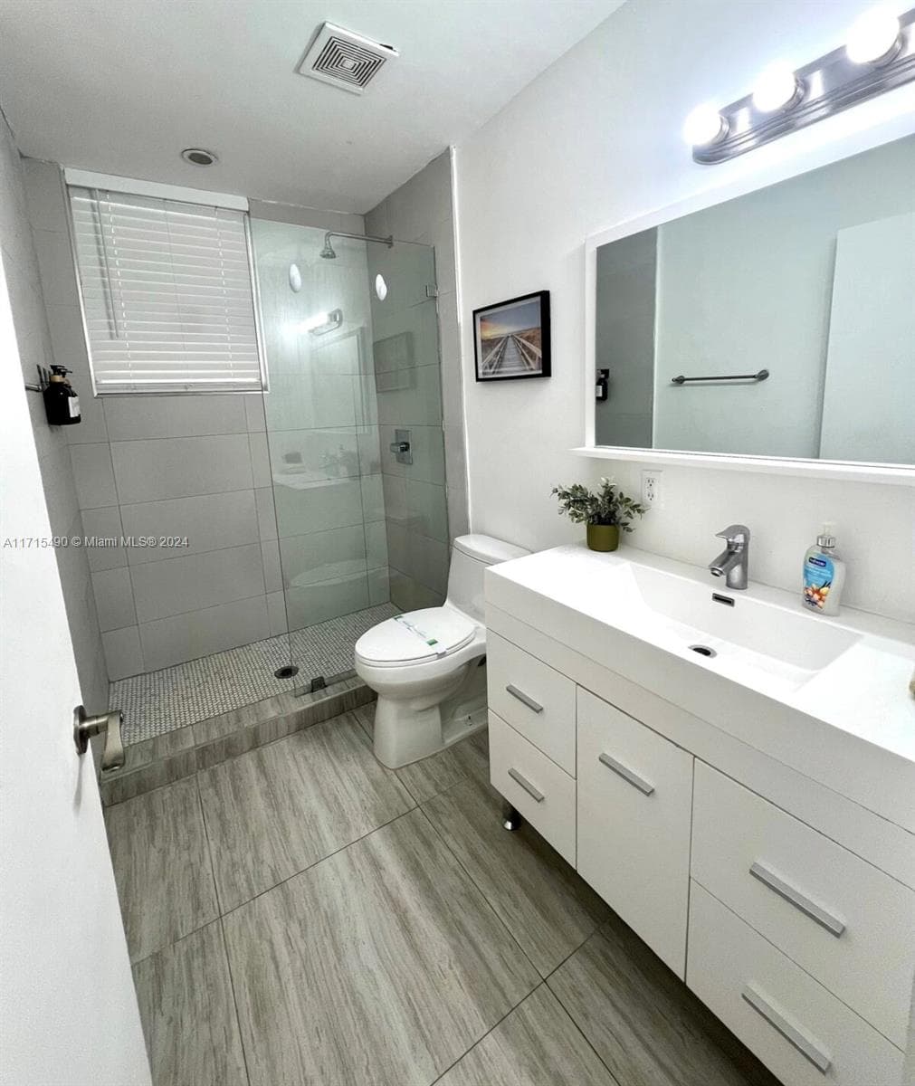1611 Meridian Ave # 102, Miami Beach, FL 33139 photo 5