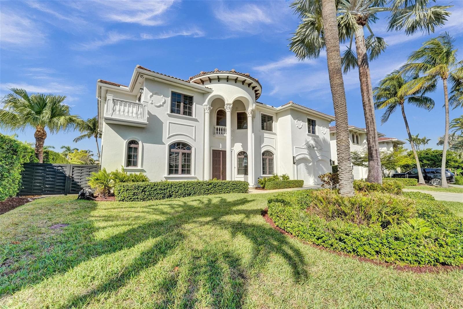 642 Palm Drive, Hallandale Beach, FL 33009 photo 4