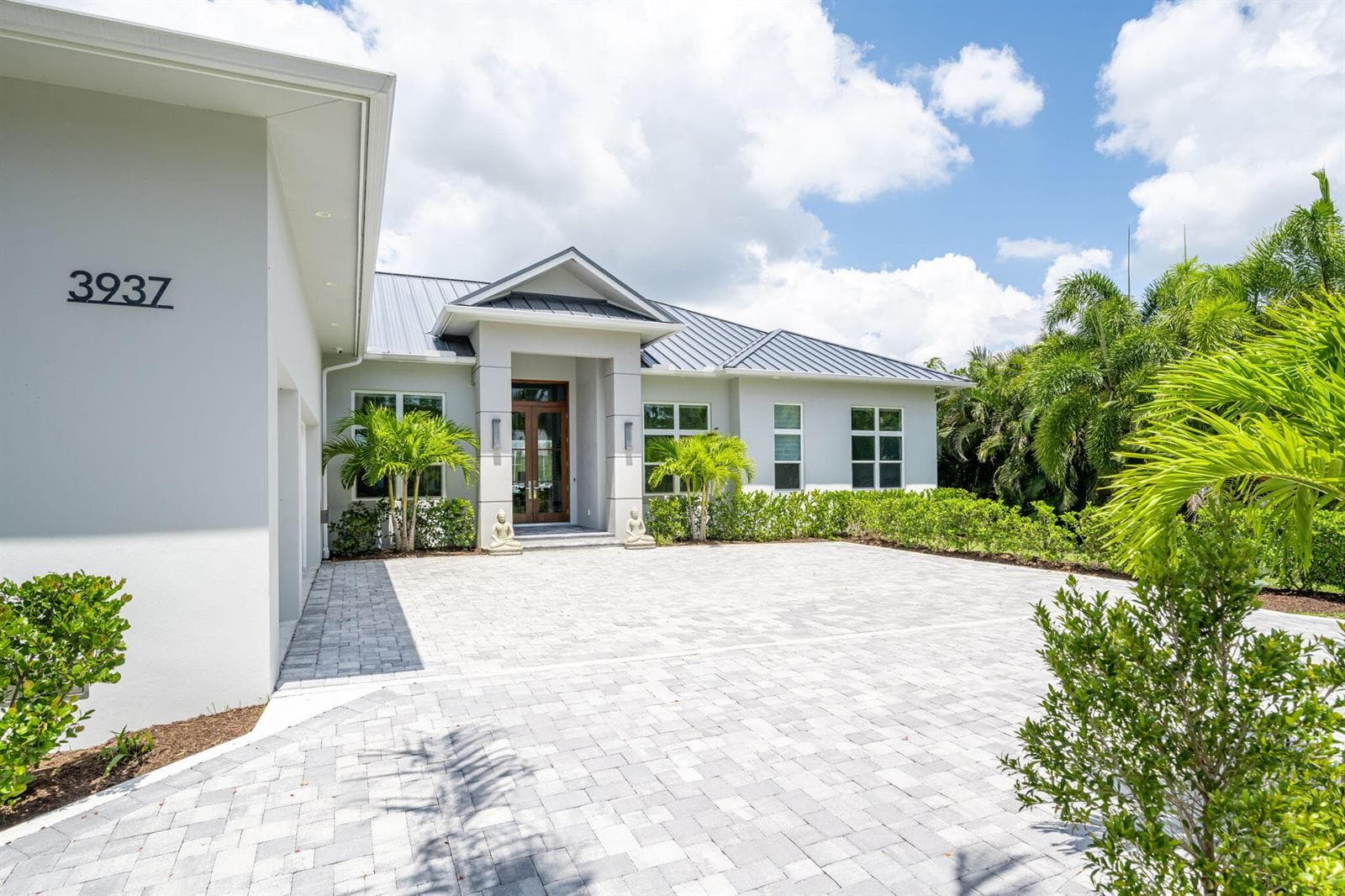 3937 Indian River Drive E, Vero Beach, FL 32963 photo 5