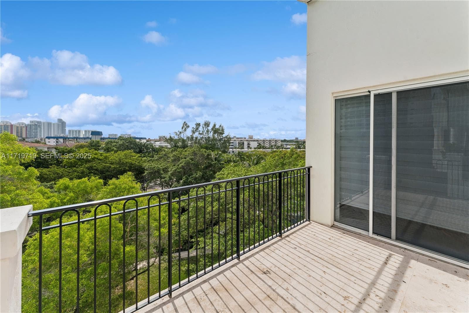 3700 Island Blvd # CPH03, Aventura, FL 33160 photo 5
