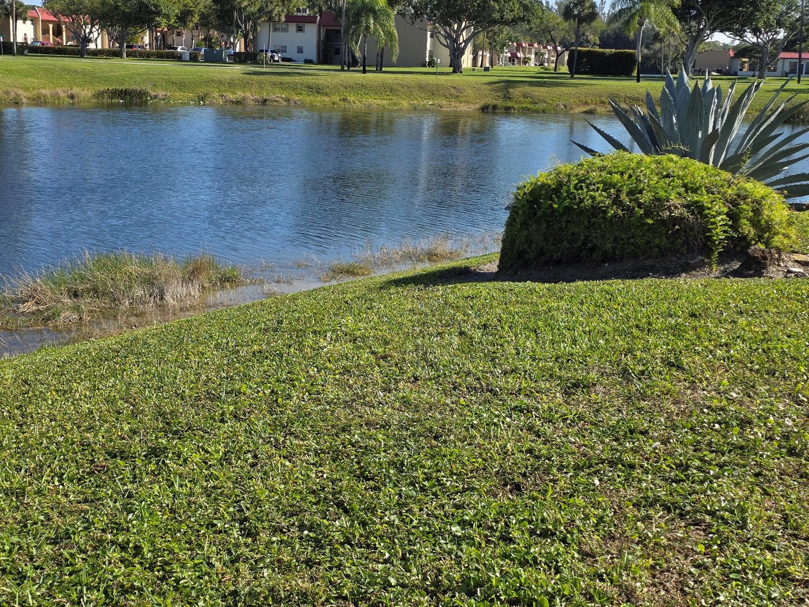 121 Lake Gloria Drive, West Palm Beach, FL 33411 photo 2