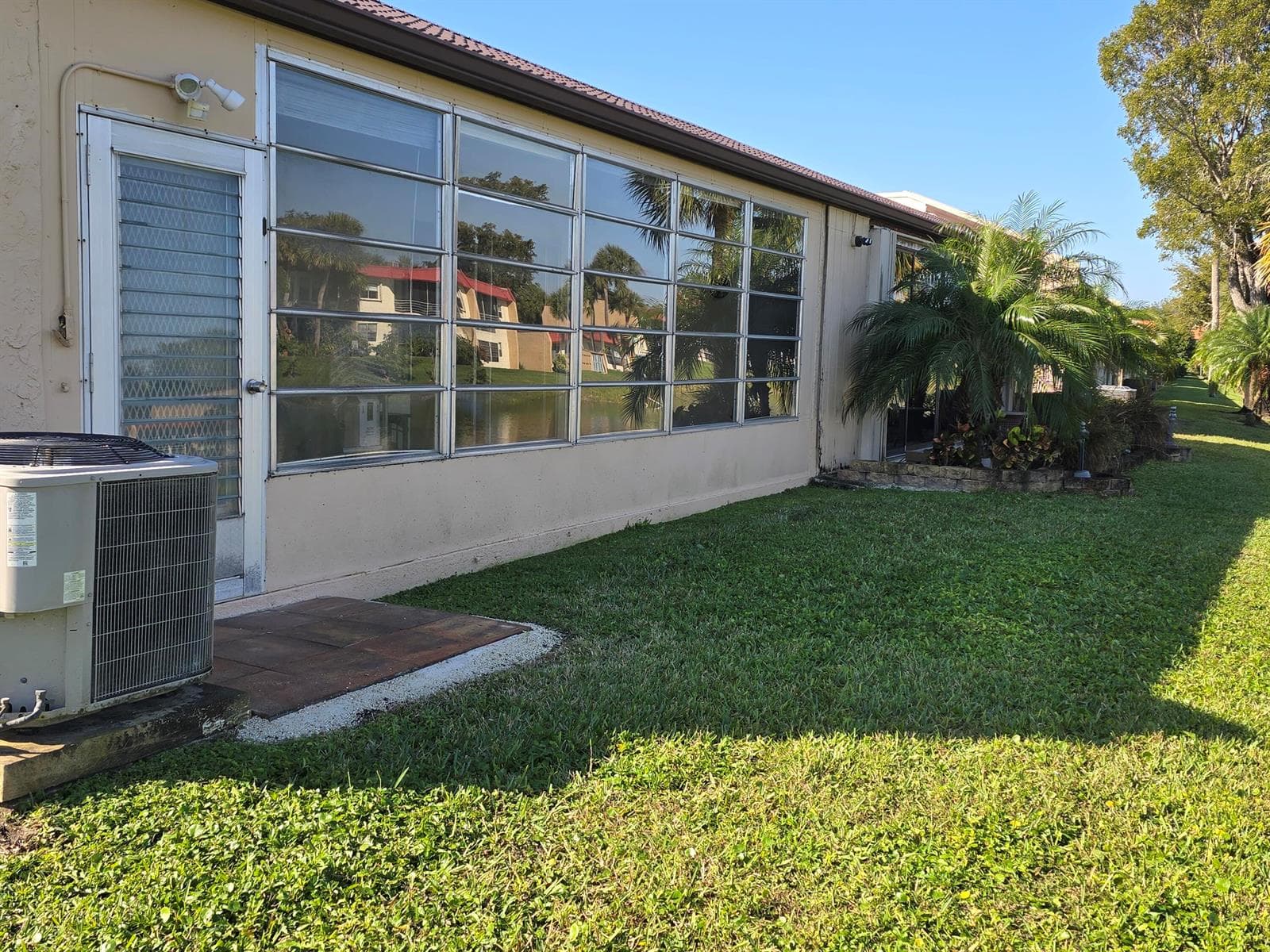 121 Lake Gloria Drive, West Palm Beach, FL 33411 photo 4
