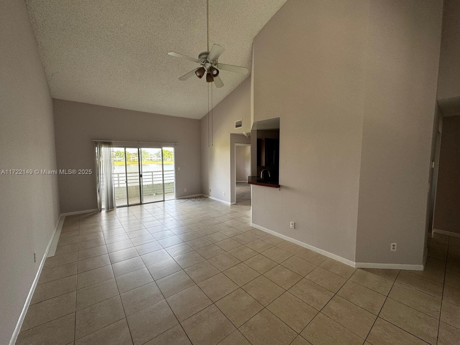 3437 NW 44th St # 208, Oakland Park, FL 33309 photo 4