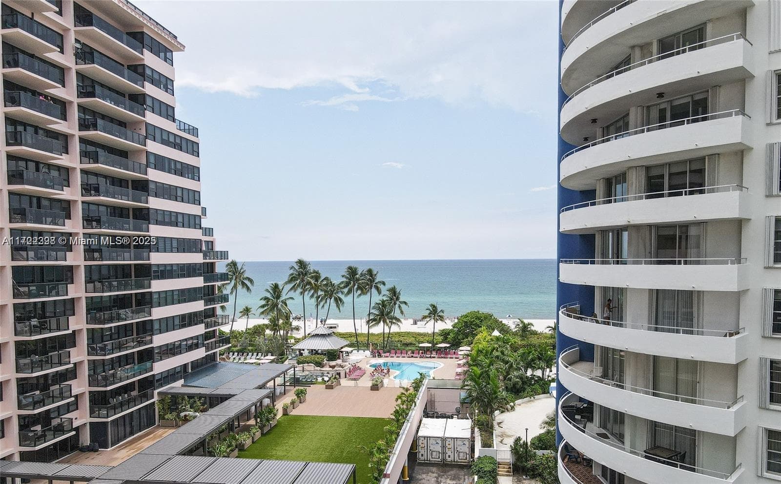 5161 Collins Ave # 812, Miami Beach, FL 33140