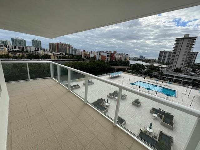 230 174th Street # 814, Sunny Isles Beach, FL 33160 photo 4
