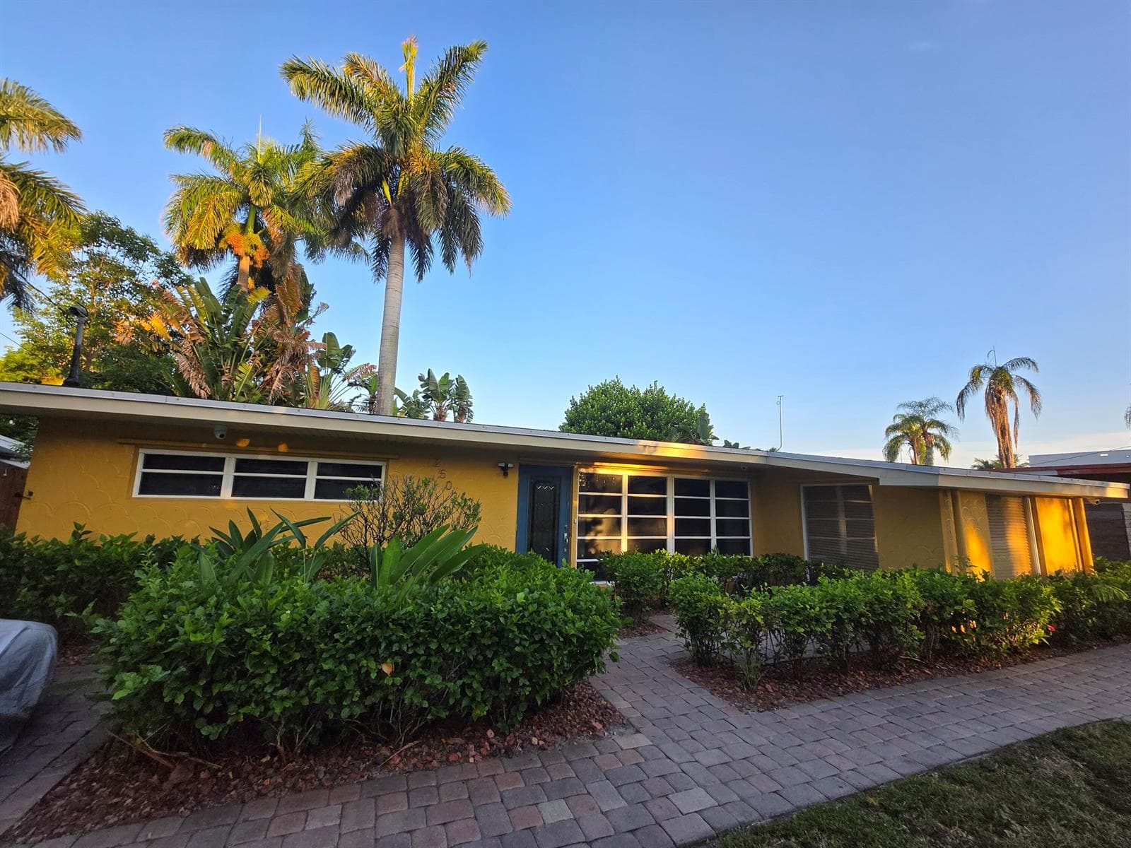2503 Andros Lane, Fort Lauderdale, FL 33312 photo 2