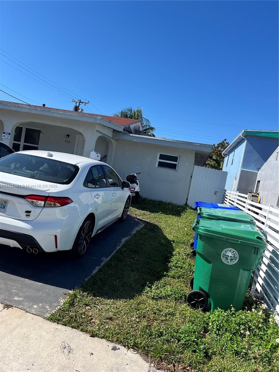 720 NW 30th Ave, Miami, FL 33125 photo 5