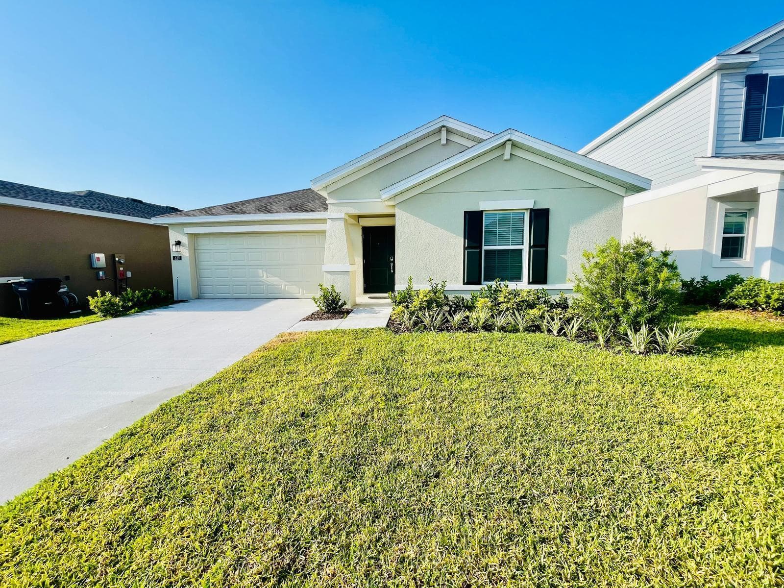 639 Daring Drive, Davenport, FL 33837 photo 2
