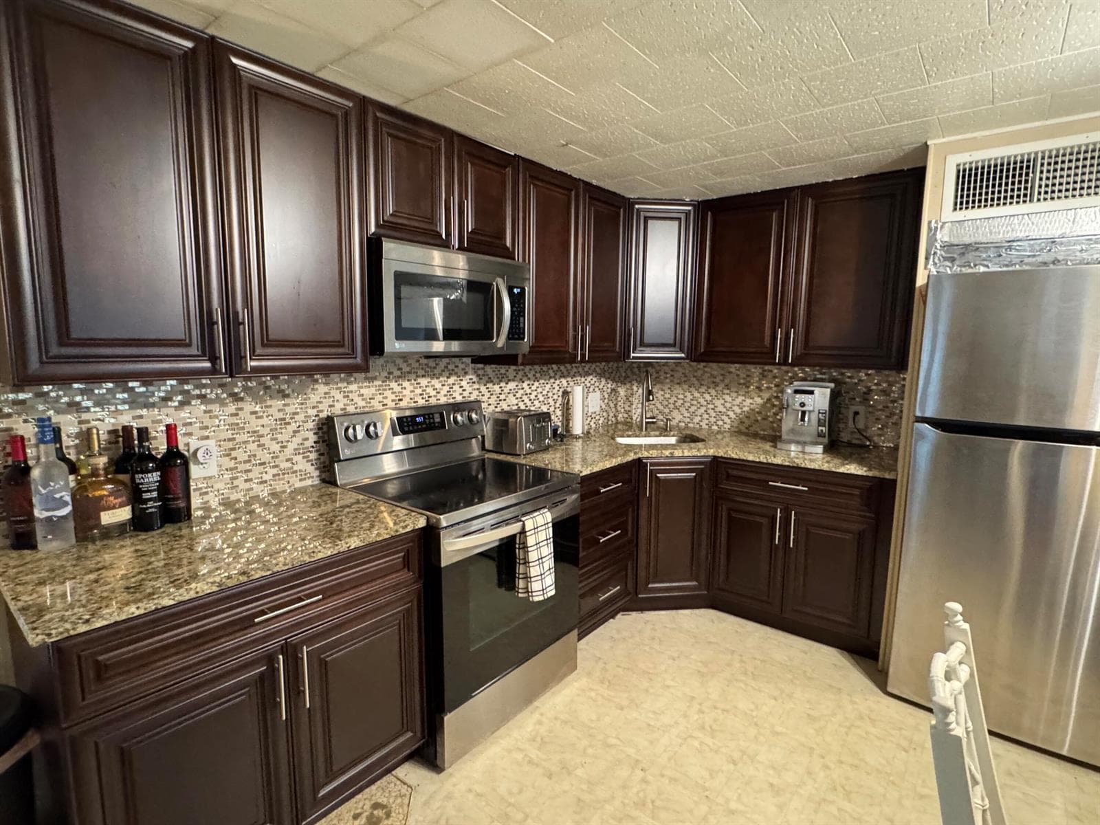 8926 Palm Street, Boynton Beach, FL 33436 photo 3