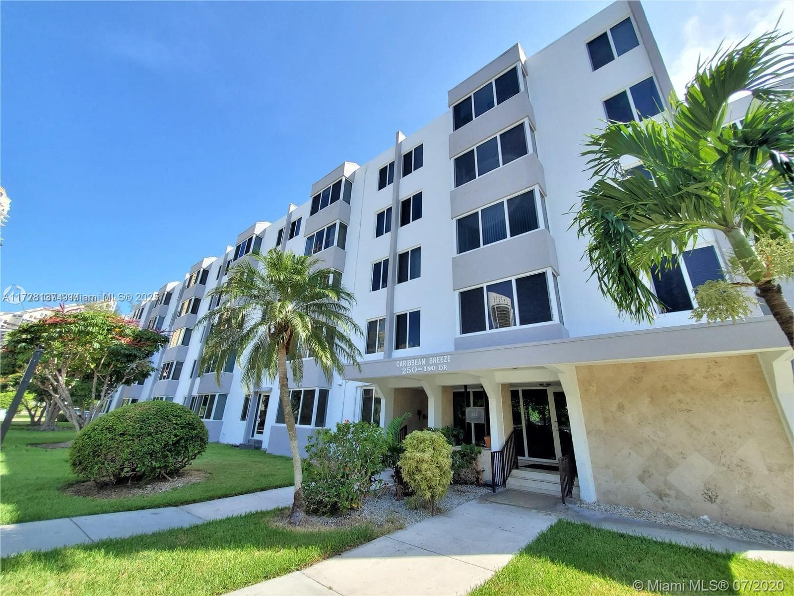 250 180th Dr # 455, Sunny Isles Beach, FL 33160