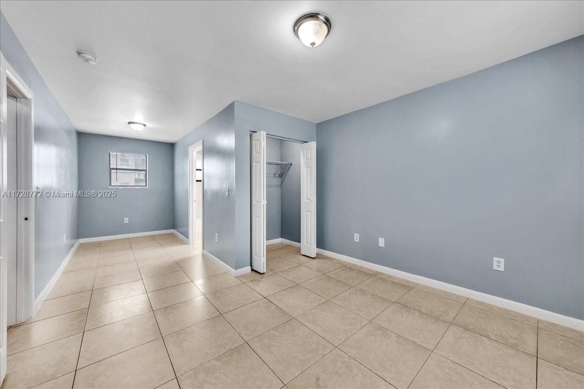 365 NW 8th St # 211, Miami, FL 33136 photo 4