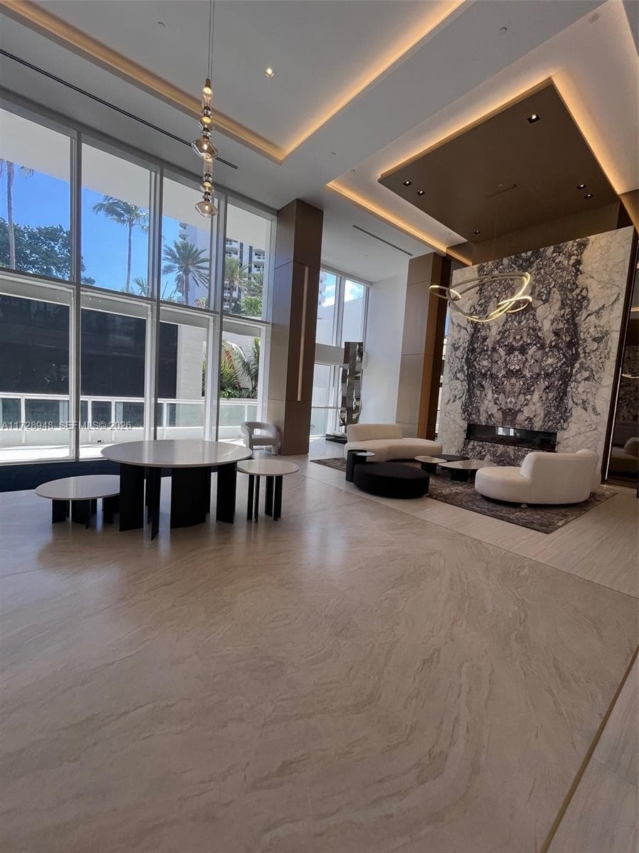 21205 Yacht Club Dr # 805, Aventura, FL 33180 photo 3