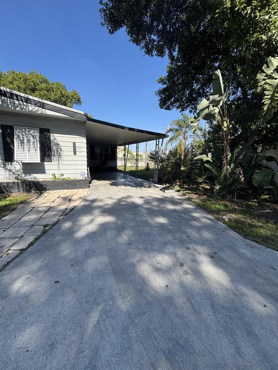 3271 Fairway Drive, Pompano Beach, FL 33069 photo 3
