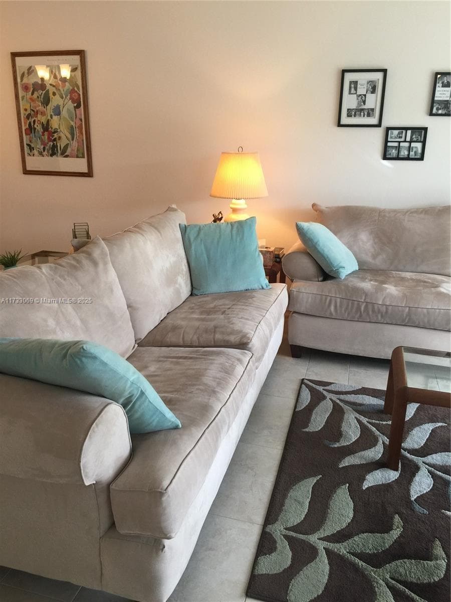 8960 S Hollybrook Blvd # 207, Pembroke Pines, FL 33025 photo 2