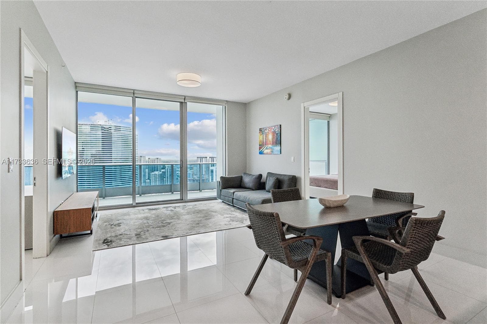 200 Biscayne Boulevard Way # 4912, Miami, FL 33131 photo 2