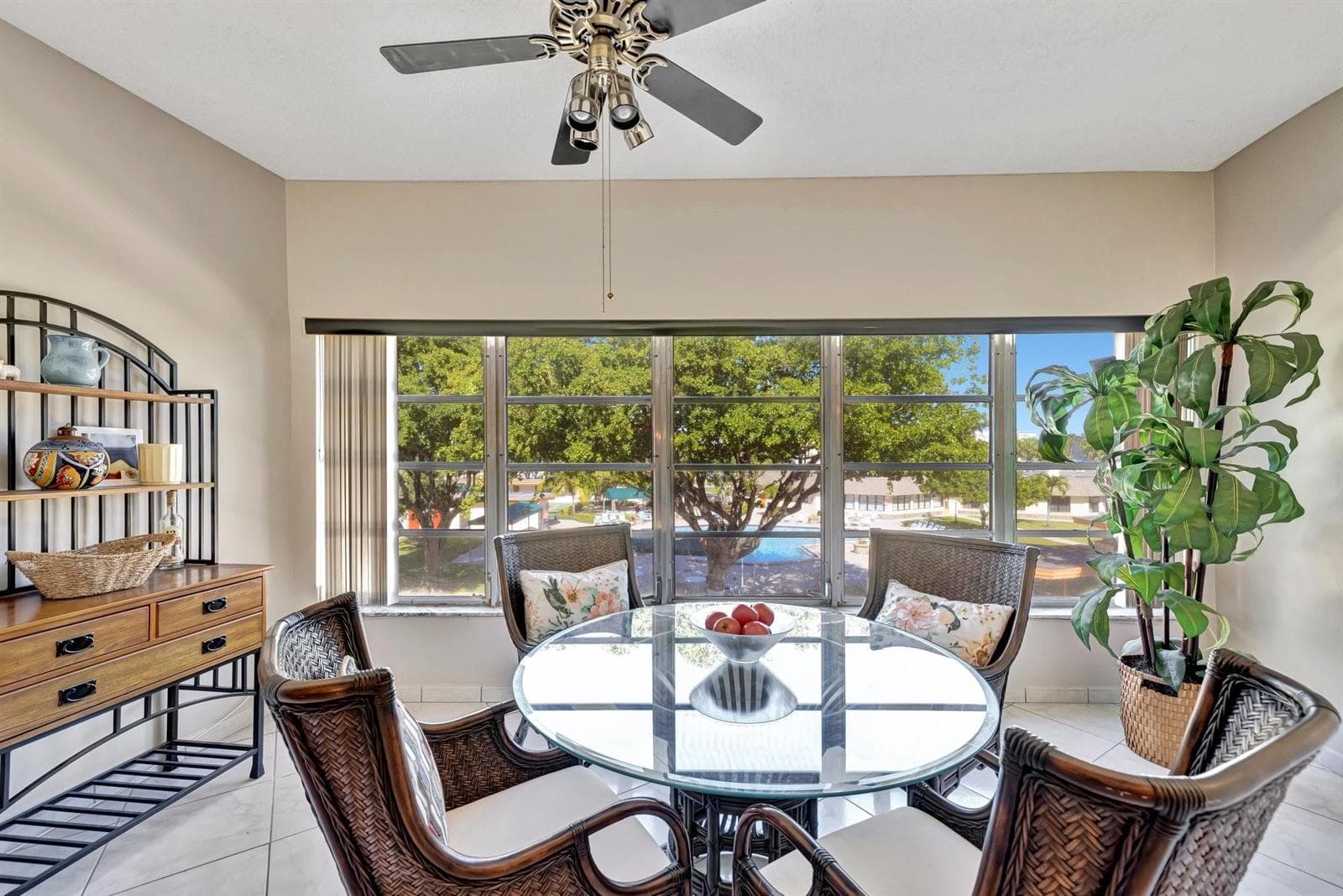 4270 NW 40th Street # 302, Lauderdale Lakes, FL 33319 photo 5
