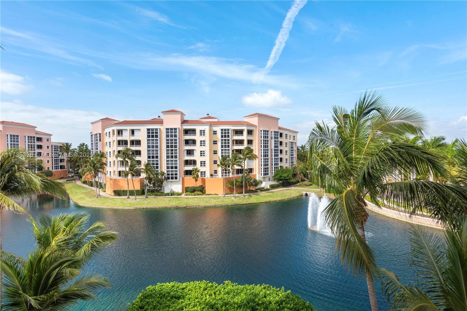 705 Crandon Blvd # 405, Key Biscayne, FL 33149 photo 2