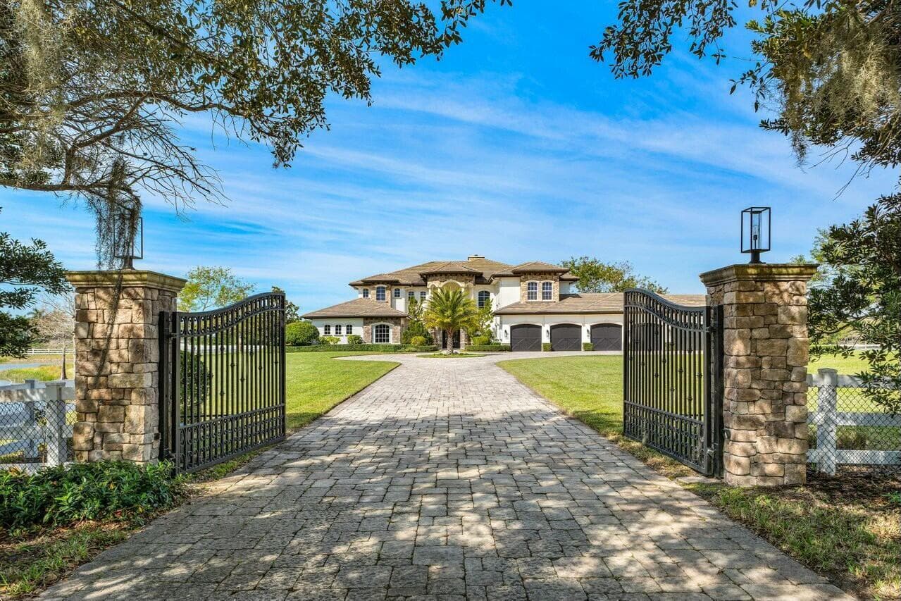 10527 El Paraiso Place, Delray Beach, FL 33446 photo 2