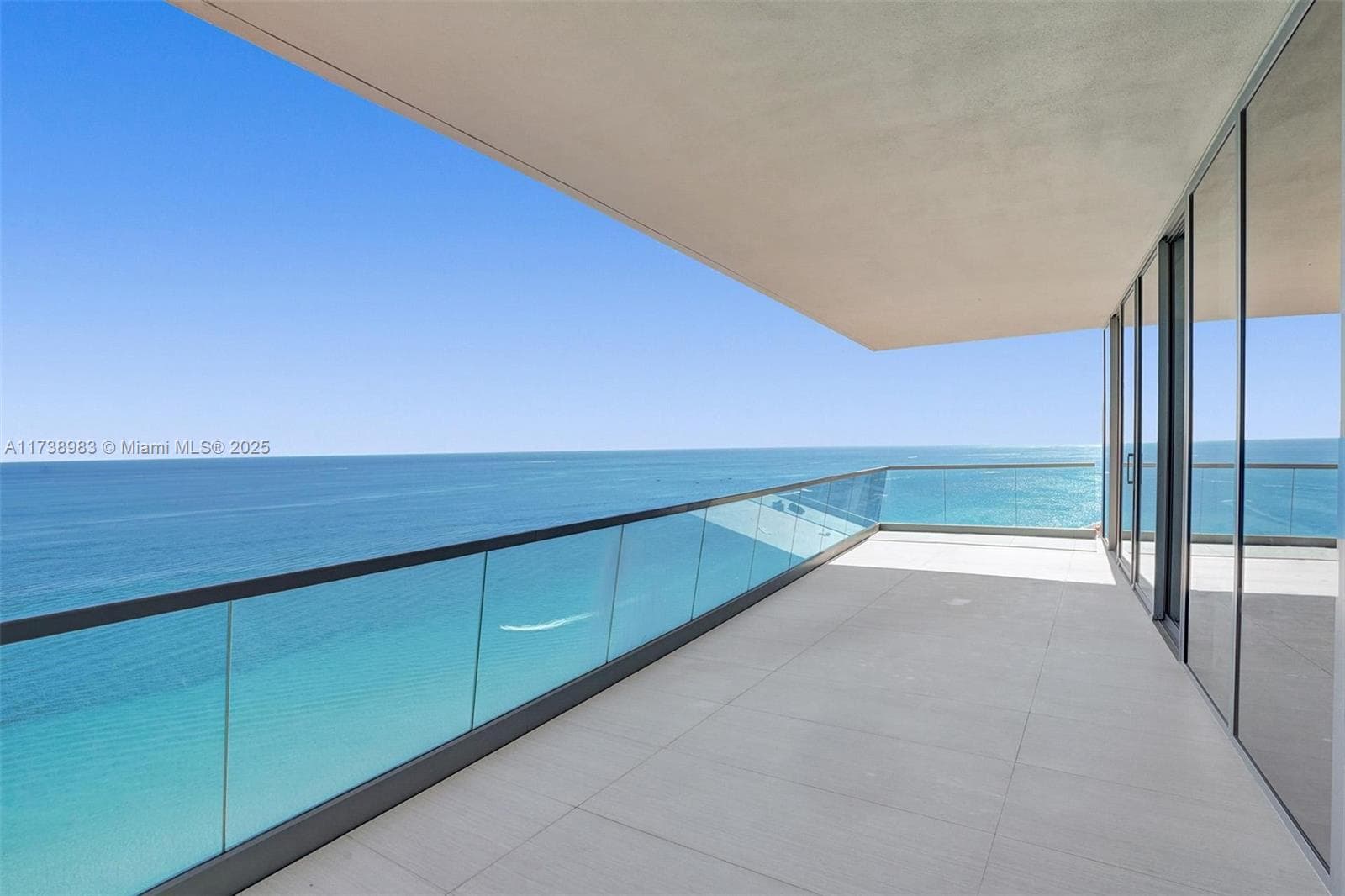 18501 Collins Ave # 2704, Sunny Isles Beach, FL 33160 photo 2