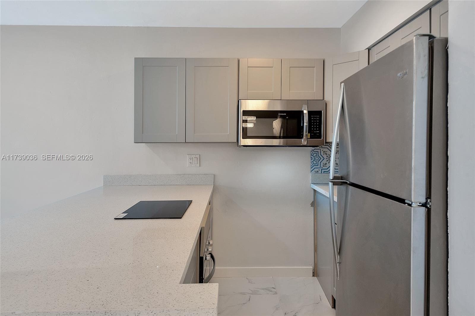 820 SW 11th Ave # 14B, Hallandale Beach, FL 33009 photo 4