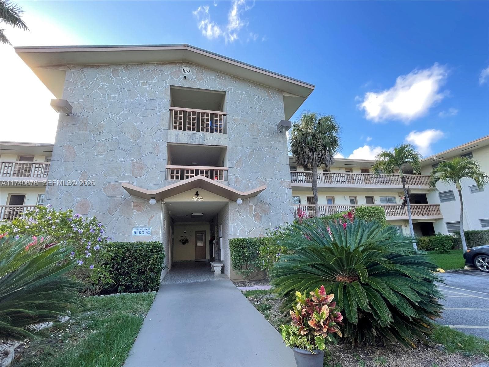 17090 NE 14th Ave # 314, Miami, FL 33162 photo 3