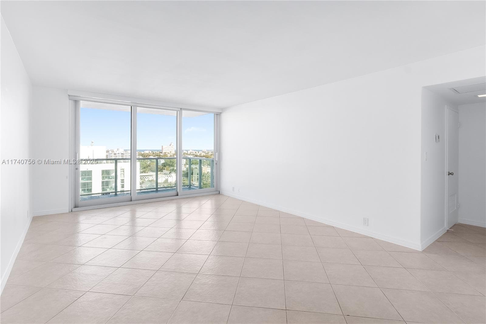 1000 West Ave # 1008, Miami Beach, FL 33139 photo 2