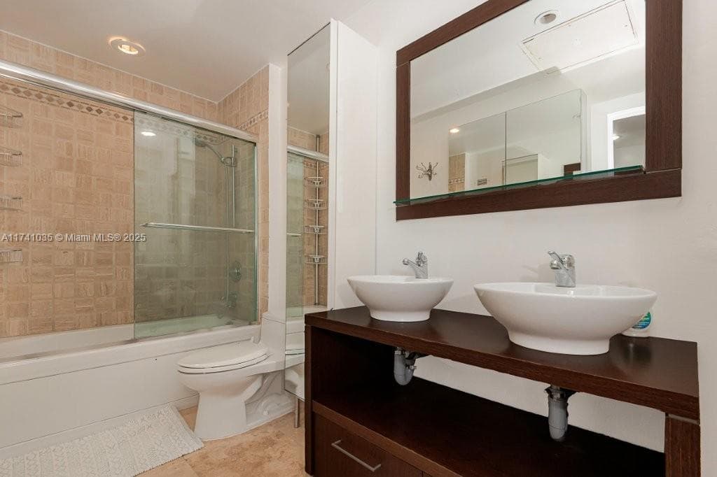 2301 Collins Ave # 1629, Miami Beach, FL 33139 photo 2