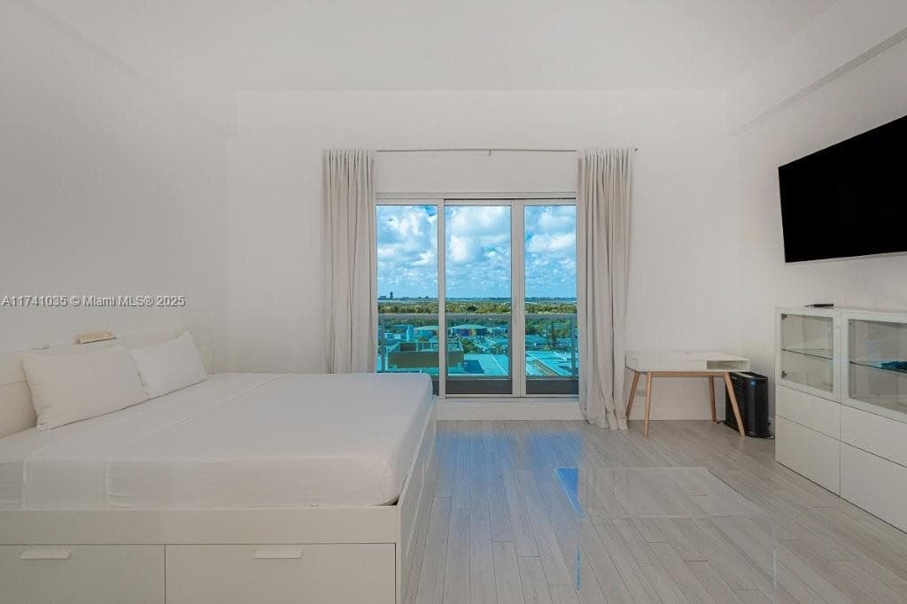 2301 Collins Ave # 1629, Miami Beach, FL 33139 photo 3