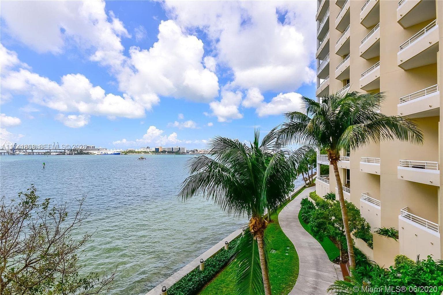 888 Brickell Key Dr # 600, Miami, FL 33131 photo 3