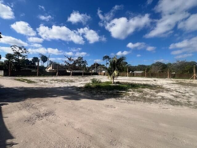 447 Tall Pines Road, West Palm Beach, FL 33415