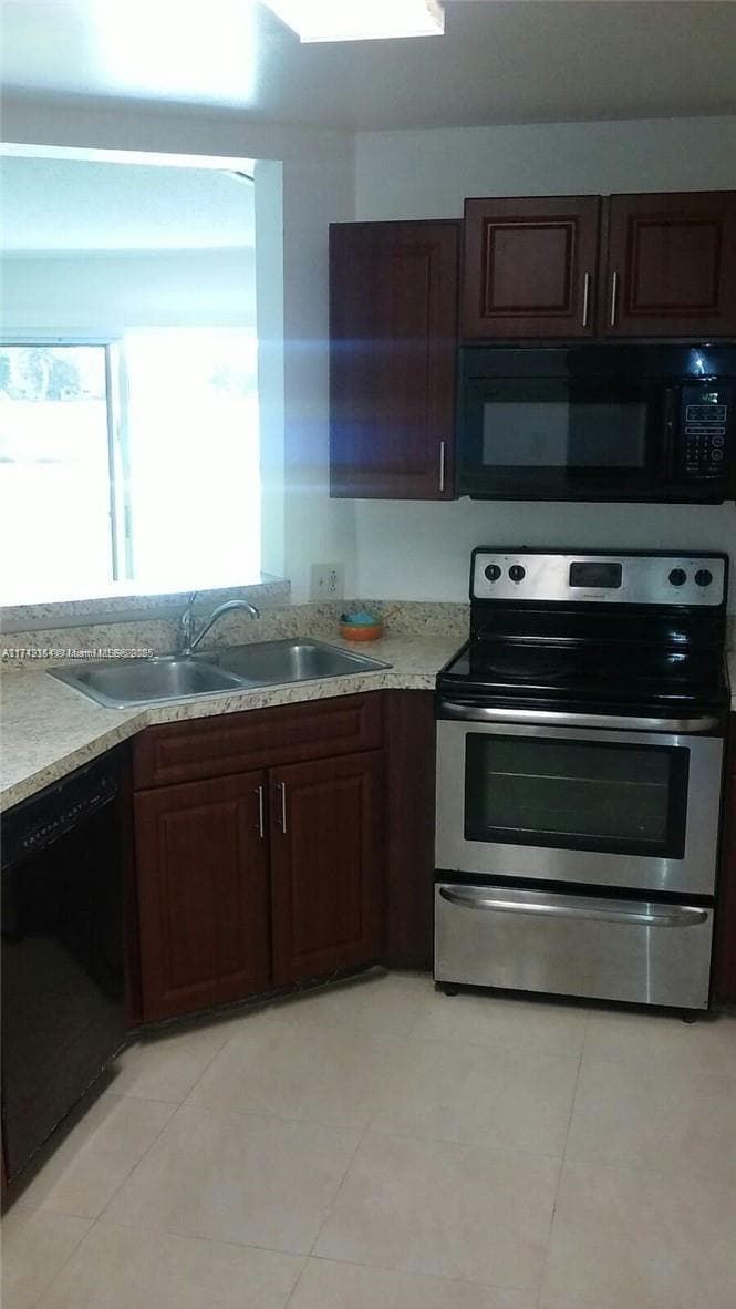 3441 NW 44th St # 106, Oakland Park, FL 33309 photo 5