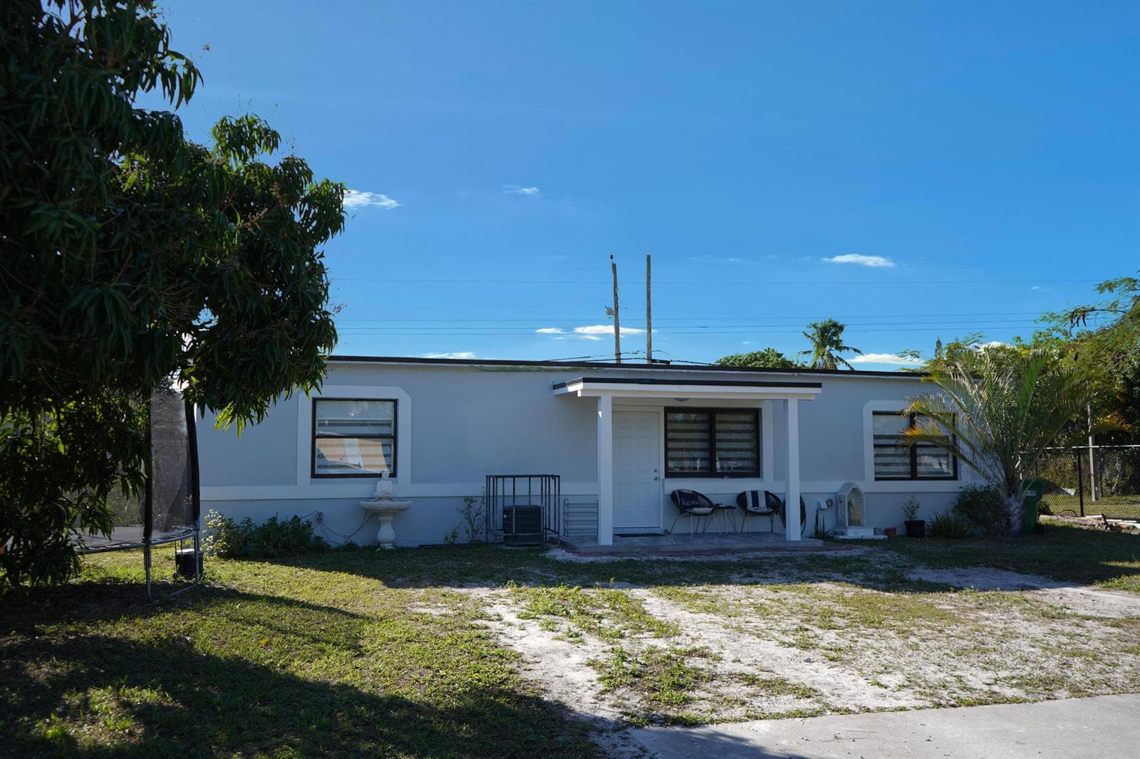 303 NW 28 Way, Fort Lauderdale, FL 33311 photo 2