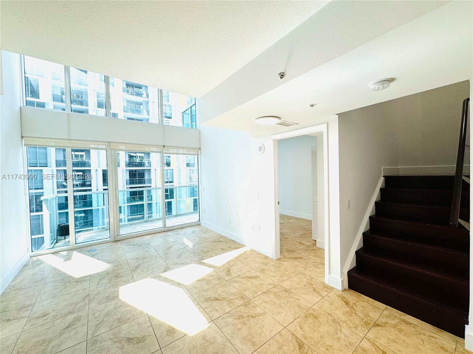 41 SE 5th St # 808, Miami, FL 33131 photo 2
