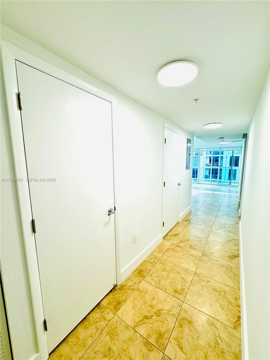 41 SE 5th St # 808, Miami, FL 33131 photo 3
