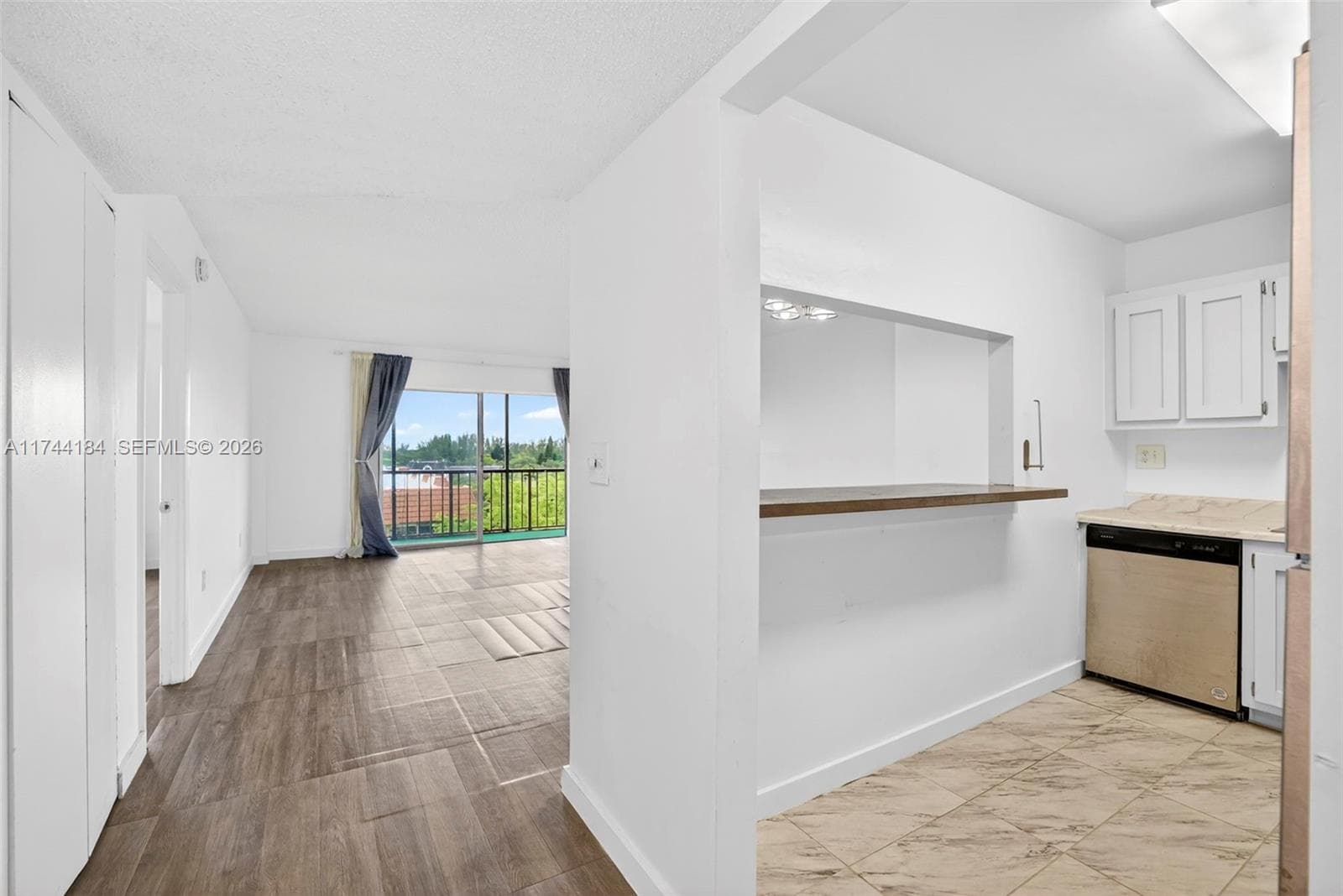 4174 Inverrary Drive # 706, Lauderhill, FL 33319 photo 2