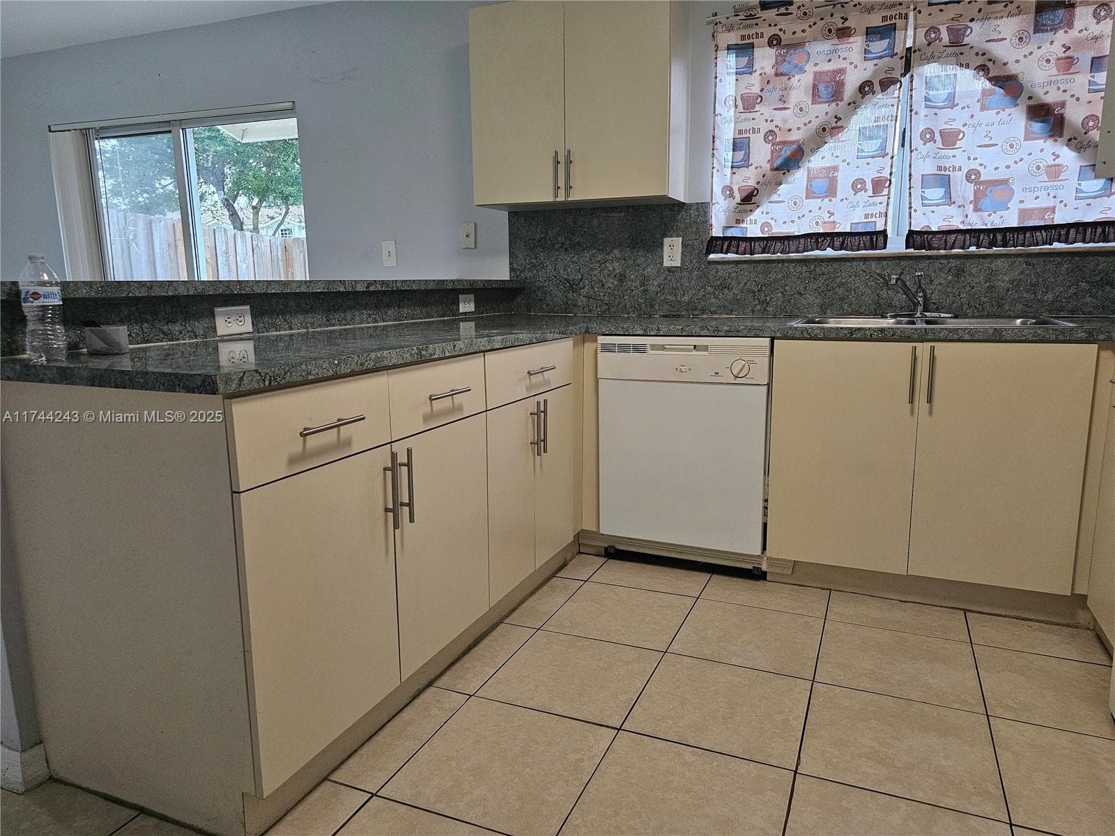 14122 SW 260th St # 103, Homestead, FL 33032 photo 3