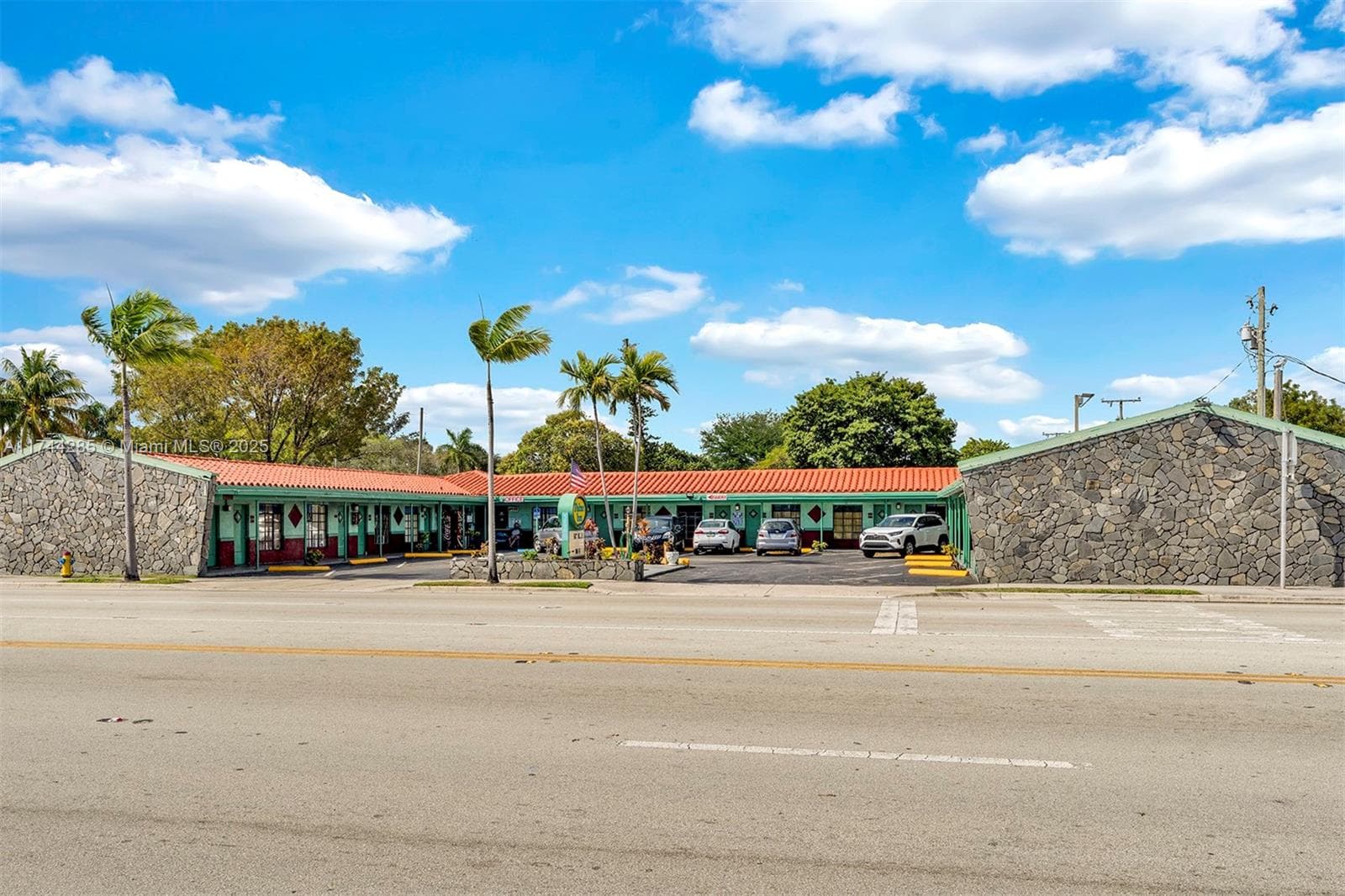 1290 S Federal Hwy, Dania Beach, FL 33004 photo 4