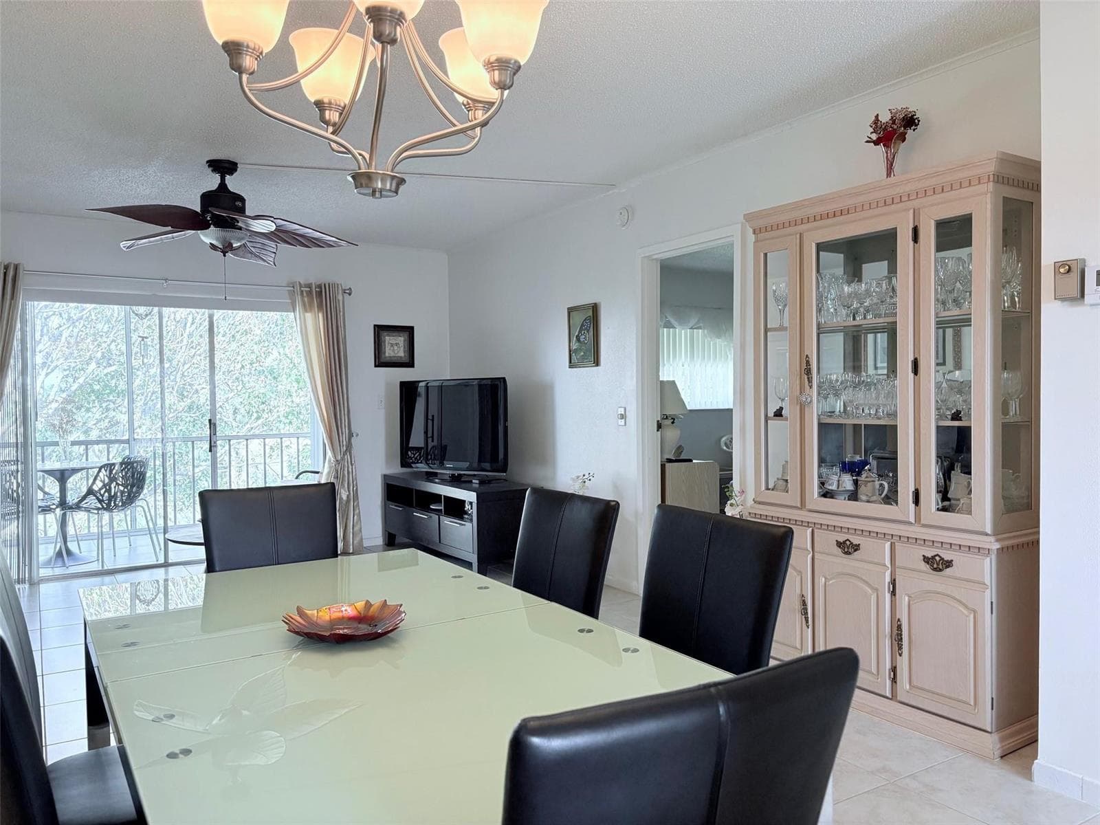 1055 Country Club Drive # 404, Margate, FL 33063 photo 5