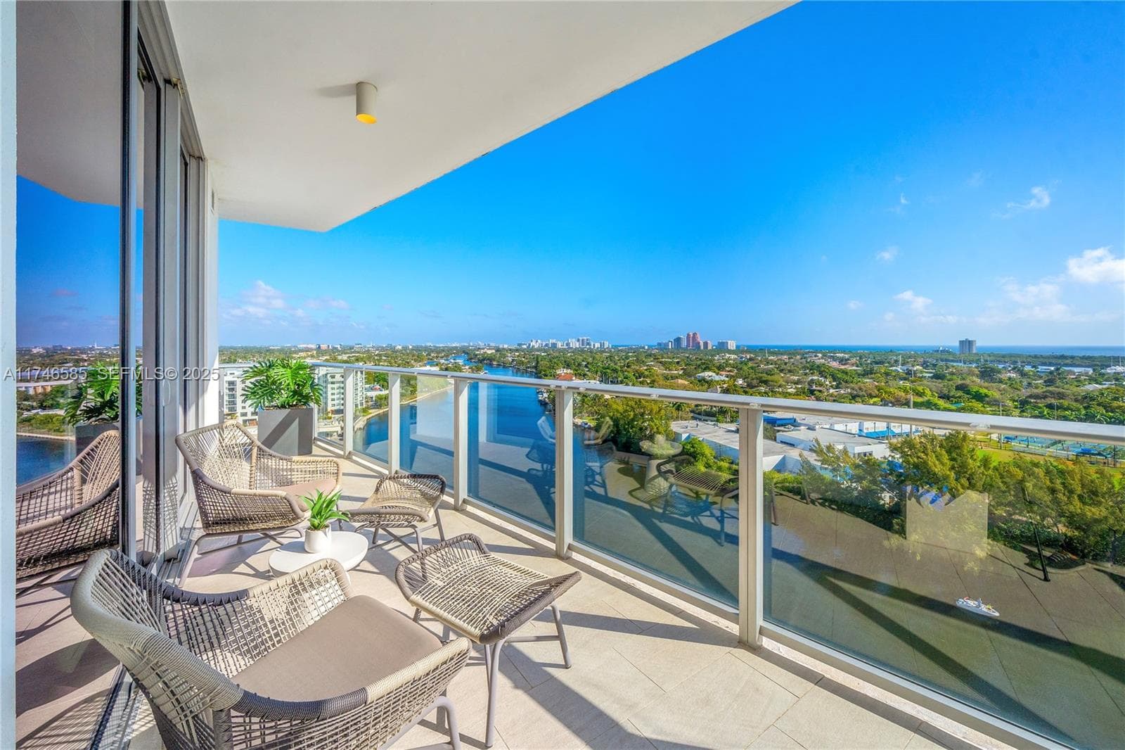 1180 N Federal Hwy # 1501, Fort Lauderdale, FL 33304 photo 2
