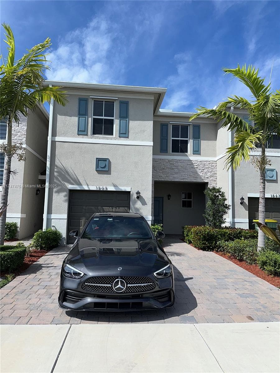 1848 SE 7 Ter # 1848, Homestead, FL 33034 photo 2