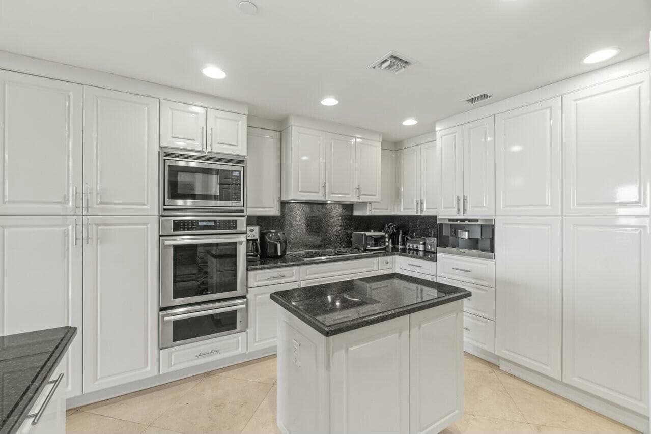 200 E Palmetto Park Road # 808, Boca Raton, FL 33432 photo 2