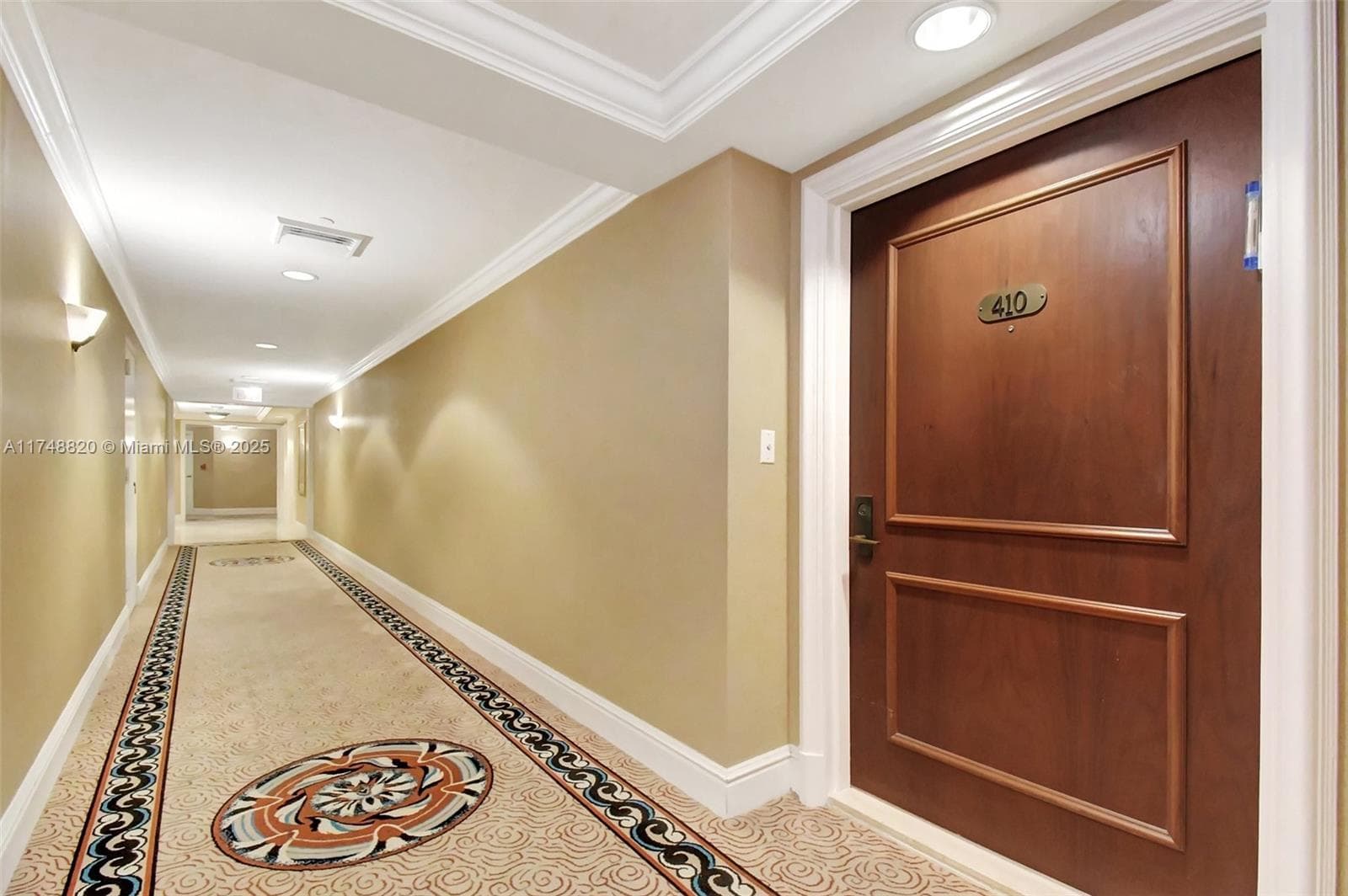 2000 ISLAND Blvd # 410, Aventura, FL 33160 photo 2