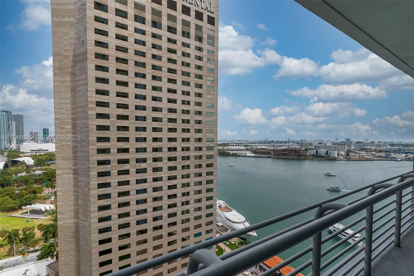 335 S Biscayne Blvd # 2402, Miami, FL 33131 photo 2