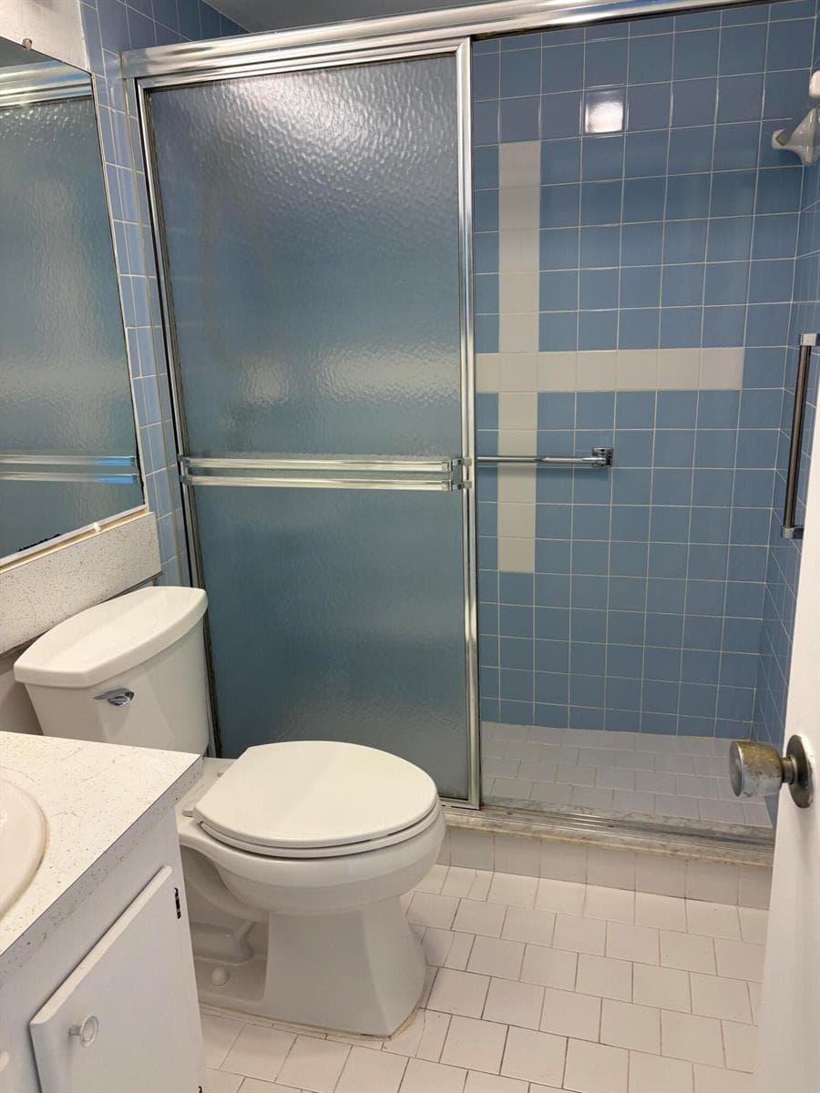 113 Berkshire E, West Palm Beach, FL 33417 photo 3