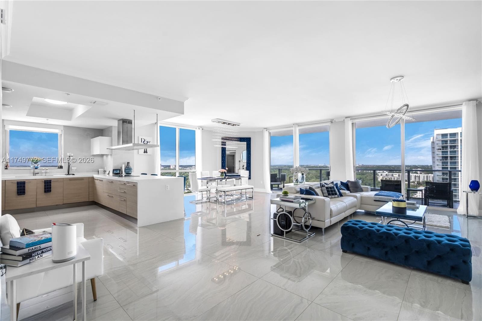 17111 Biscayne Blvd # 2001, North Miami Beach, FL 33160 photo 2