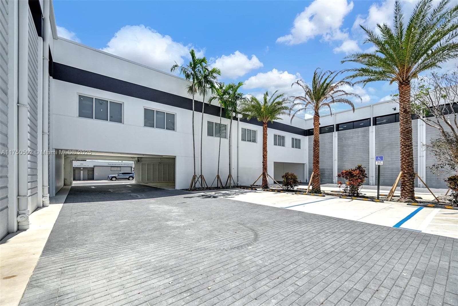 221 NE 67th St # 2, Miami, FL 33138 photo 5