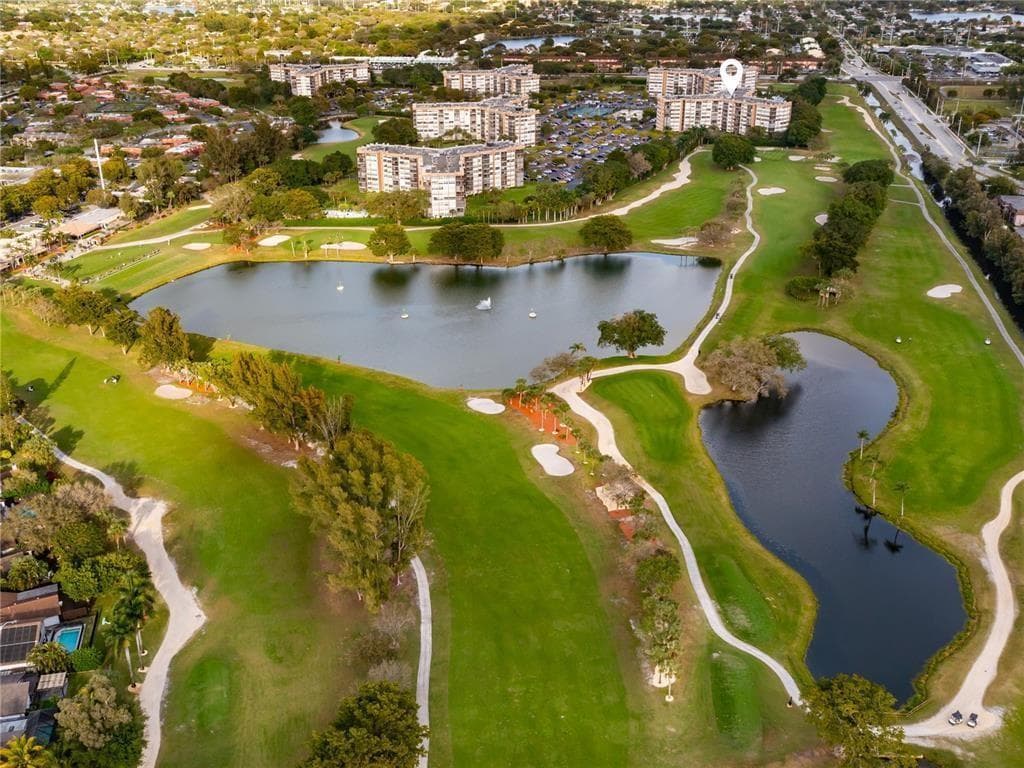 1100 Saint Charles Place # 521, Pembroke Pines, FL 33026 photo 5